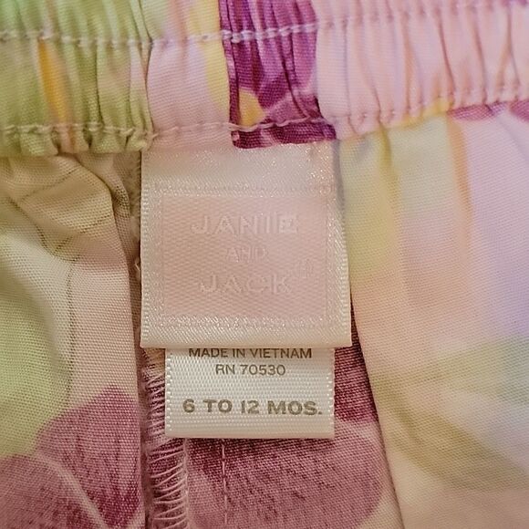 JANIE AND JACK 2-PIECE FLORAL CAPRI AND TANK TOP SET, SIZE 6-12 MONTHS - Picture 9 of 11